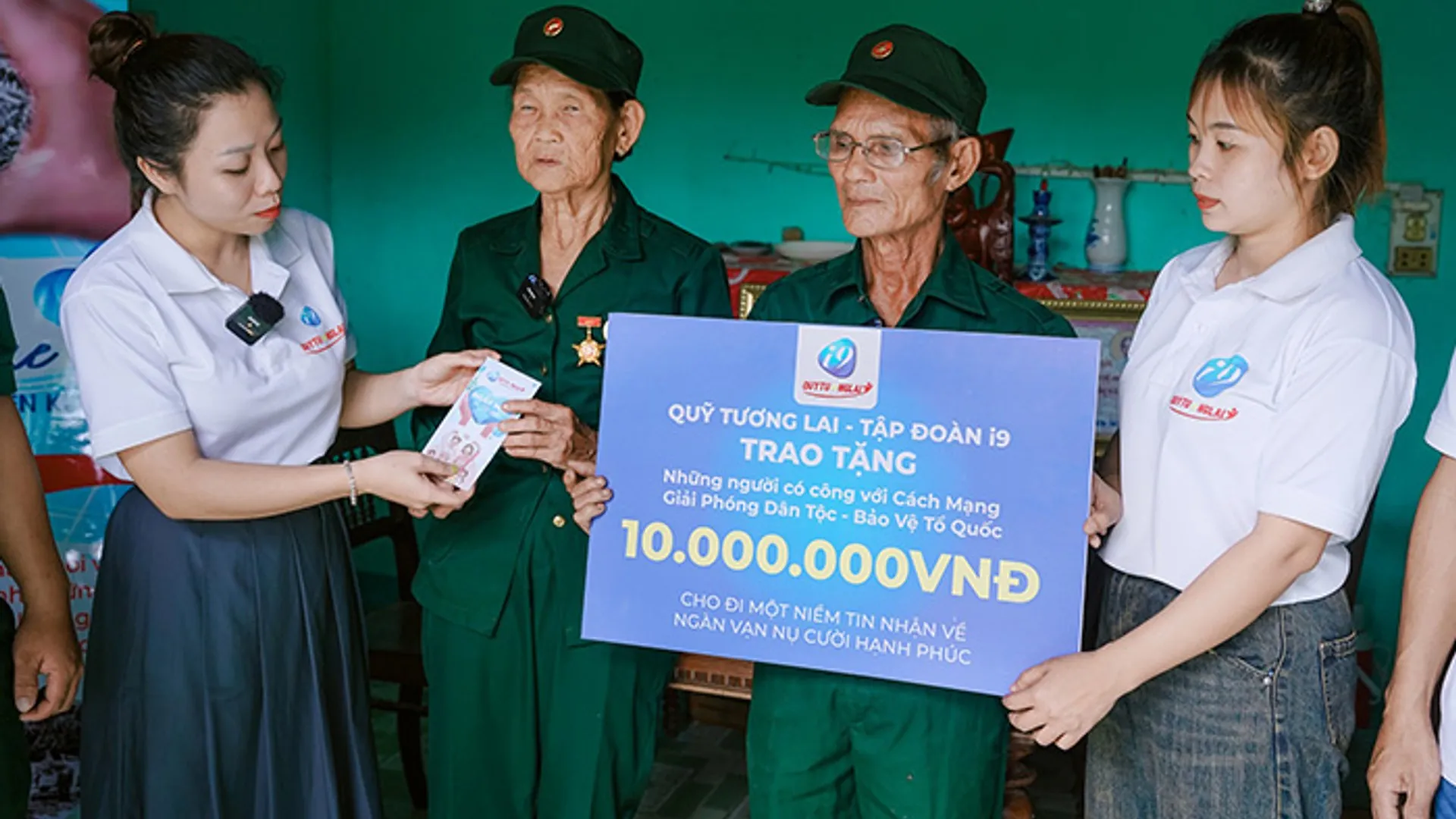 Đội ngũ hỗ trợ khách hàng chuyên nghiệp của j9bet