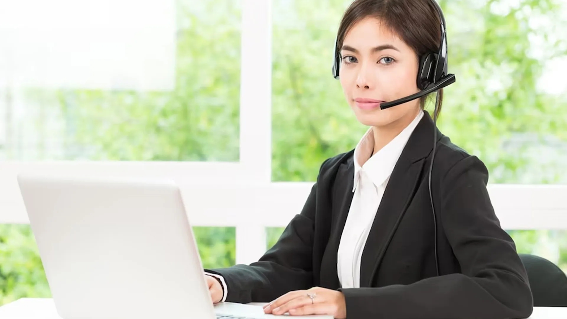 Đội ngũ hỗ trợ khách hàng j9bet chuyên nghiệp